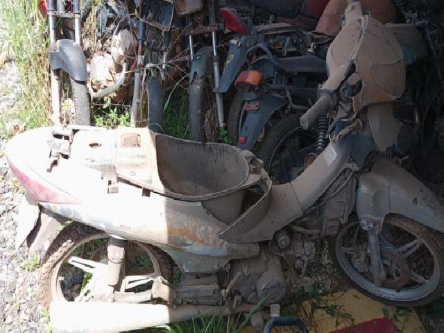 Lote 89 · Sundown/Web 100 Evo 2006 — Sucata