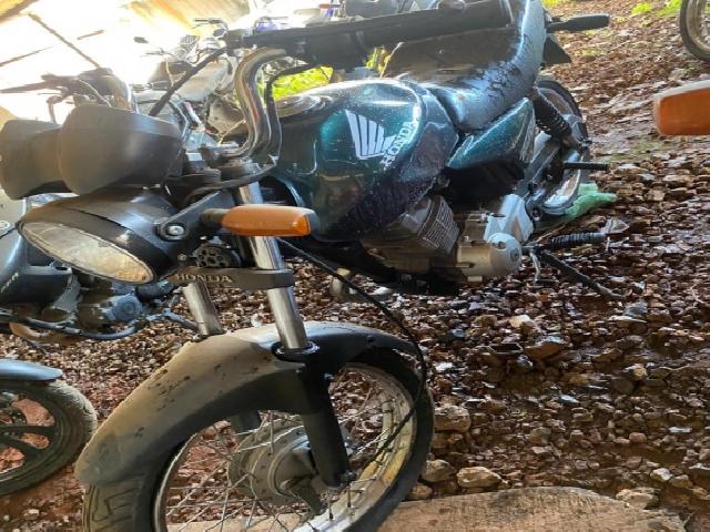 Lote 50 · HONDA/CG 150 TITAN KS 2005 — conservado