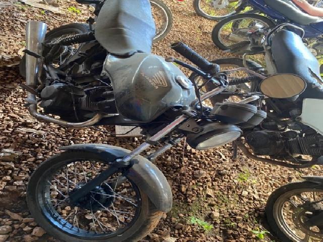 Lote 41 · HONDA/CG 125 TITAN KS 2003 — conservado