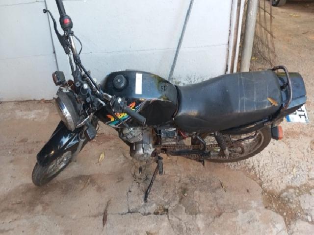 Lote 73 · YAMAHA/YBR 125K 2002 — conservado