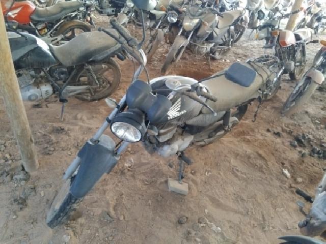Lote 51 · HONDA/CG 150 TITAN KS 2005 — conservado