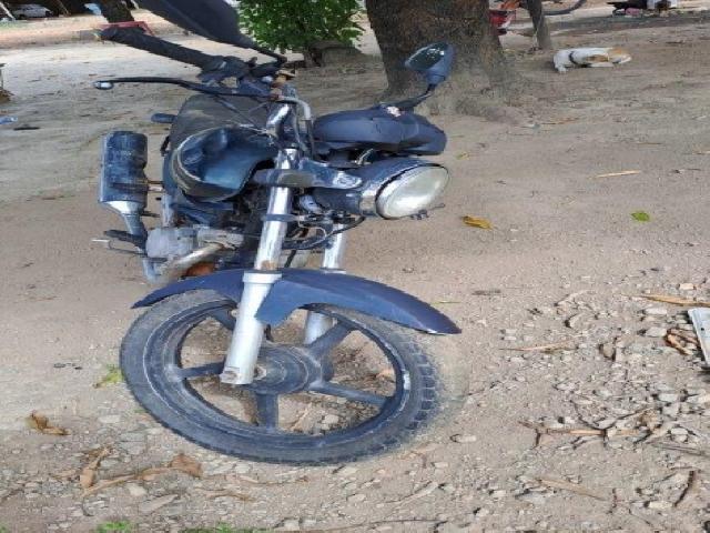 Lote 74 · YAMAHA/YBR 125E 2006 — conservado