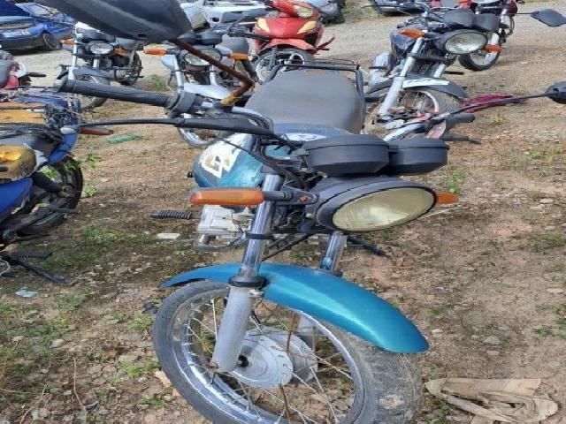 Lote 25 · HONDA/CG 125 TITAN ES 2001 — conservado