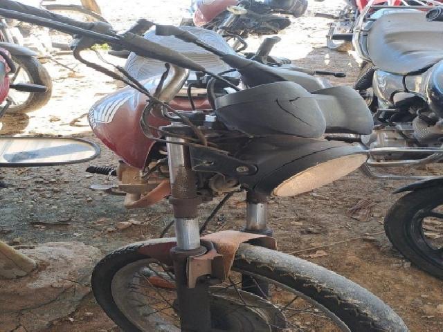 Lote 37 · HONDA/CG 150 TITAN ES 2006 — conservado