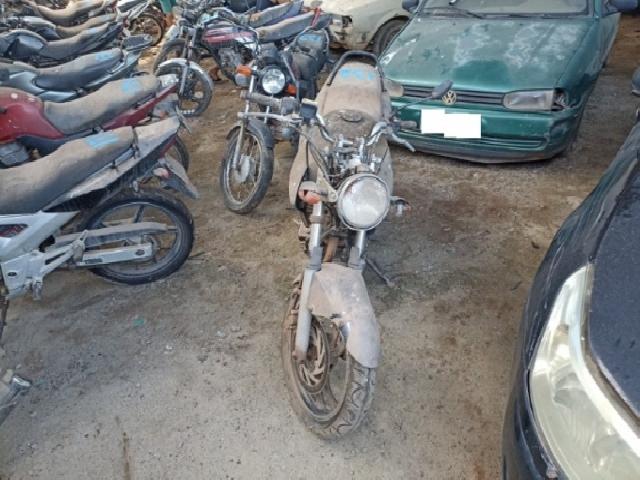 Lote 50 · Yamaha/Fazer YS250 2006 — Sucata