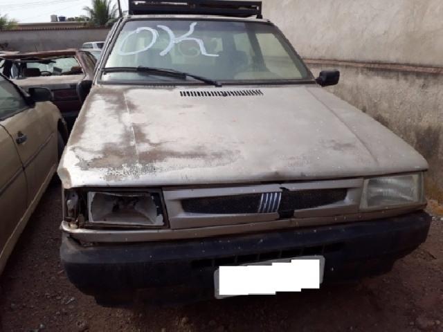 Lote 62 · Fiat/Uno Mille Smart 2001 — Sucata