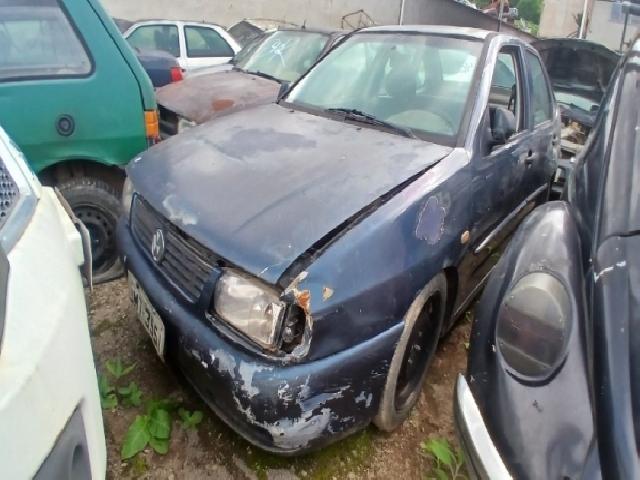 Lote 78 · IMP/VW Polo Clas. 1.8 MI 1999 — Sucata