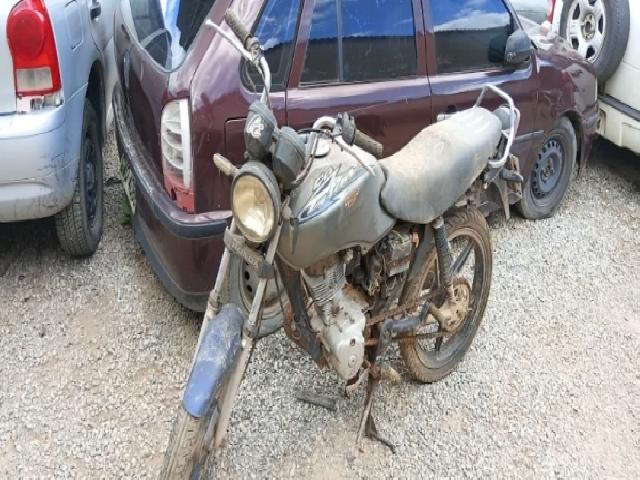 Lote 45 · HONDA/CG 125 Titan KS 2003 — Sucata