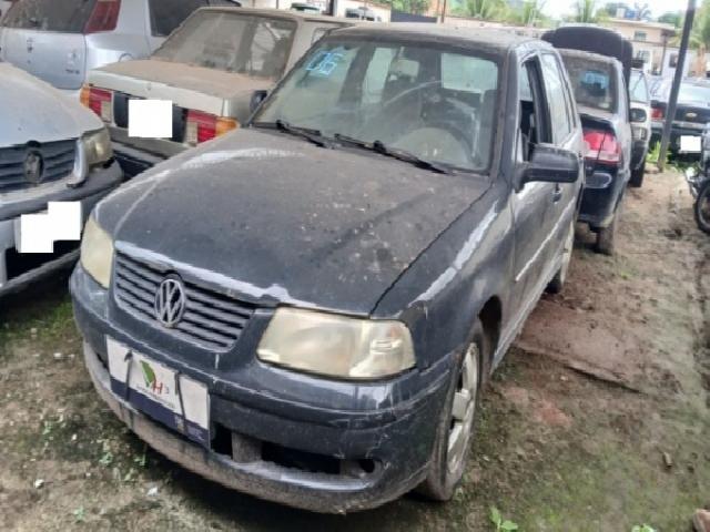 Lote 33 · VW/GOL 1.0 2002 — conservado