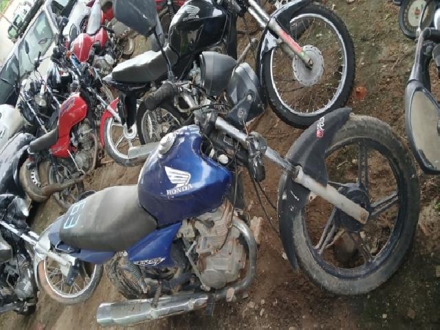 Lote 47 · HONDA/CG 150 Titan KS 2006 — Sucata