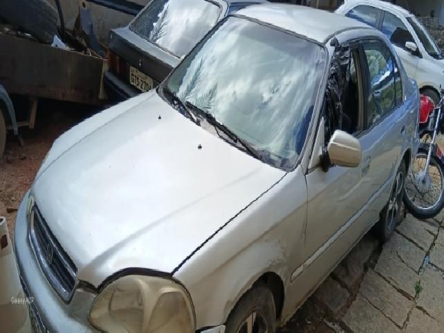 Lote 27 · HONDA/CIVIC LX 1998 — conservado