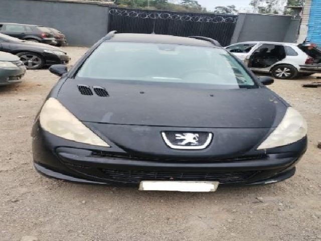 Lote 38 · PEUGEOT/207SW XR 2013 — conservado