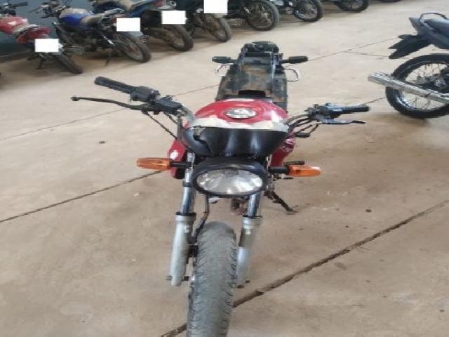Lote 55 · Honda/Cbx 250 Twister 2005 — Sucata