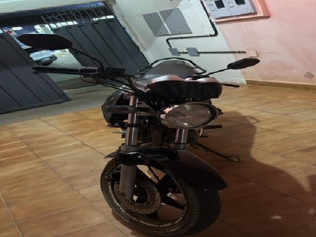 Lote 54 · Honda/Cbx 250 Twister 2003 — Sucata