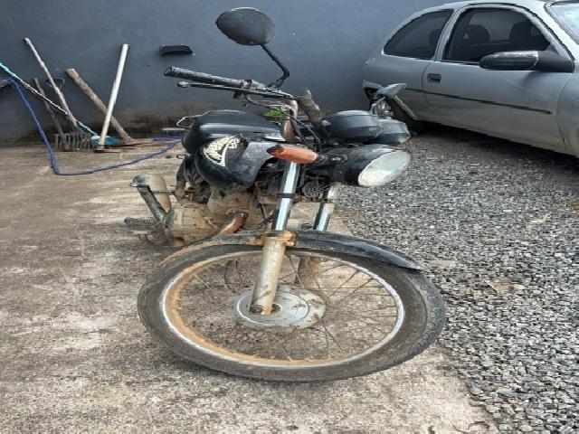 Lote 75 · HONDA/CG 125 Titan Kse 2004 — Sucata