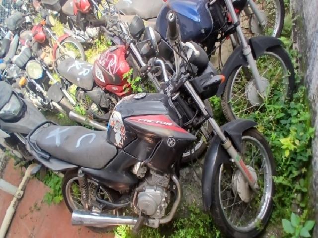 Lote 51 · YAMAHA/YBR125 FACTOR K1 2014 — conservado