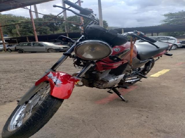 Lote 98 · YAMAHA/YBR 125K 2005 — sucata