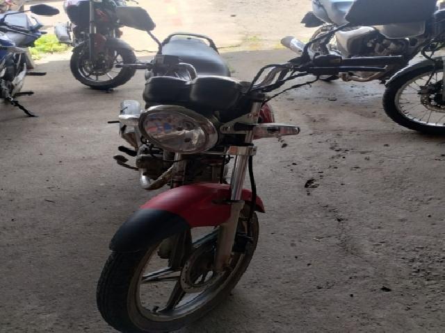 Lote 91 · Jta/Suzuki EN125 Yes 2008 — Sucata