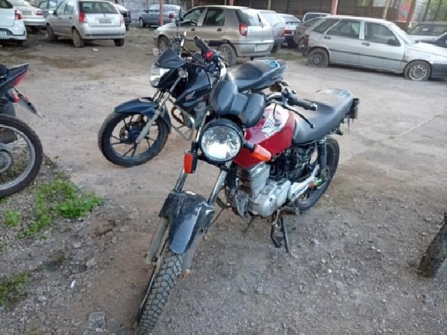 Lote 11 · HONDA/CG 150 TITAN ES 2008 — conservado