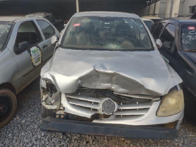 Lote 27 · VW/FOX 1.0 2004 — sucata
