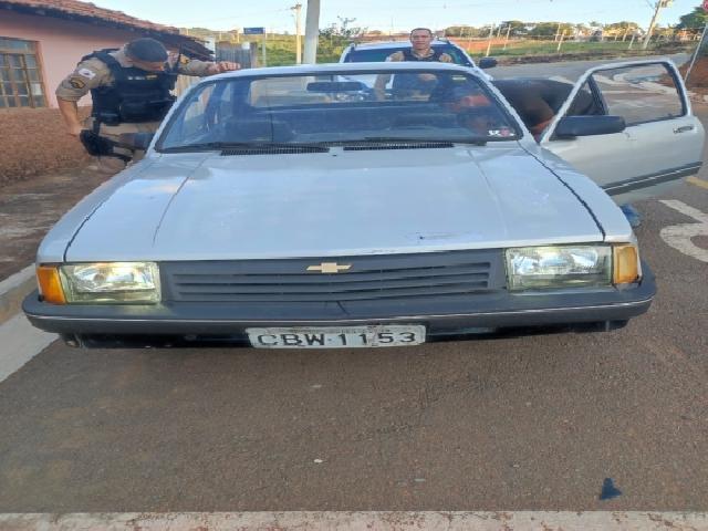 Lote 32 · GM/CHEVETTE 1985 — sucata