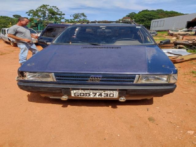 Lote 27 · Fiat/Uno Electronic 1995 — Sucata