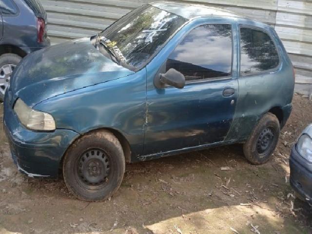 Lote 74 · FIAT/PALIO EX 2001 — conservado
