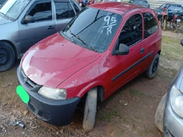 Lote 95 · GM/CELTA 3 PORTAS 2003 — conservado