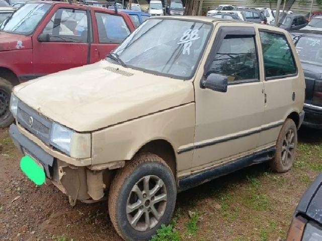 Lote 88 · FIAT/UNO S 1987 — conservado