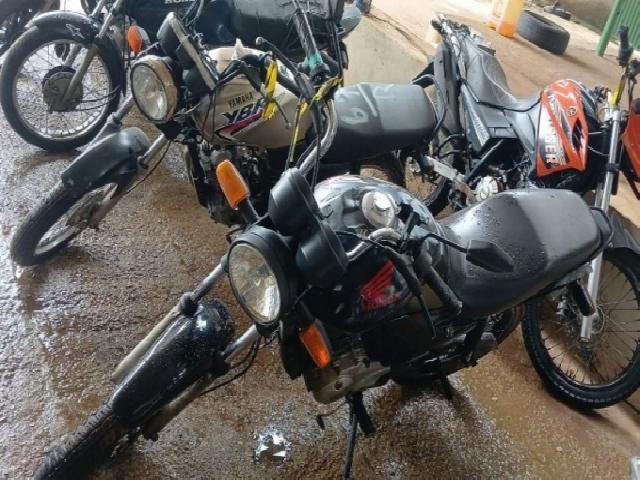 Lote 18 · HONDA/CG 125 FAN KS 2012 — conservado