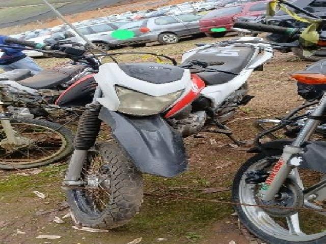 Lote 49 · HONDA/NXR160 BROS ESD 2015 — conservado