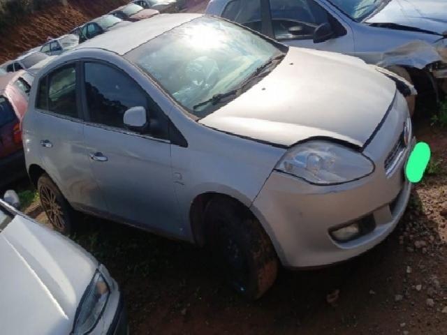 Lote 71 · Fiat/Bravo Essence Dual 2013 — Conservado