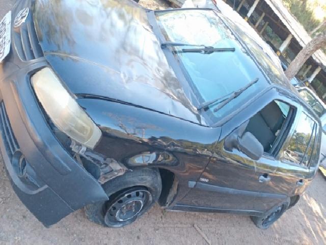 Lote 28 · VW/GOL 1.0 2006 — conservado