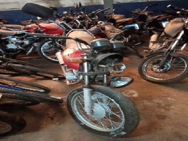 Lote 62 · HONDA/CG 125 Titan KS 2003 — Sucata