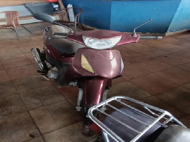 Lote 46 · HONDA/BIZ 125 ES 2009 — sucata