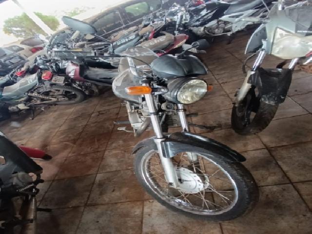Lote 57 · HONDA/CG 125 FAN KS 2010 — sucata