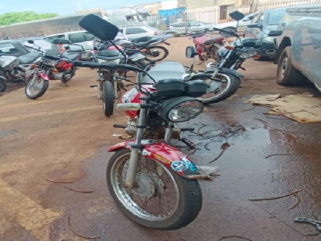 Lote 18 · HONDA/CG 125 TITAN KS 2003 — conservado