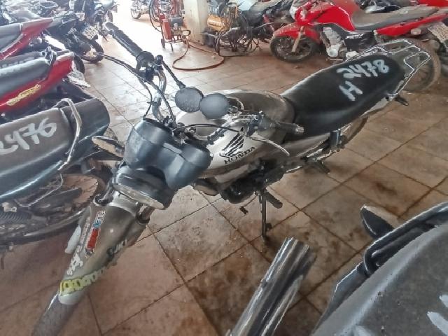 Lote 21 · HONDA/CG 150 TITAN KS 2008 — conservado