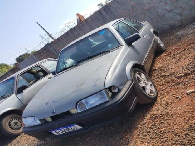 Lote 67 · GM/MONZA SL EFI 1993 — sucata