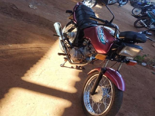Lote 8 · HONDA/CG 125 TITAN 1996 — conservado