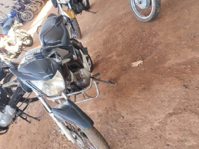 Lote 37 · HONDA/CG150 FAN ESDI 2015 — conservado
