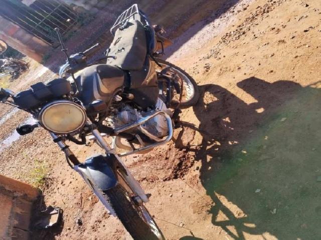 Lote 57 · YAMAHA/YBR 125K 2006 — sucata