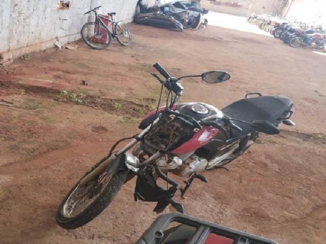 Lote 36 · HONDA/CG150 FAN ESDI 2015 — conservado