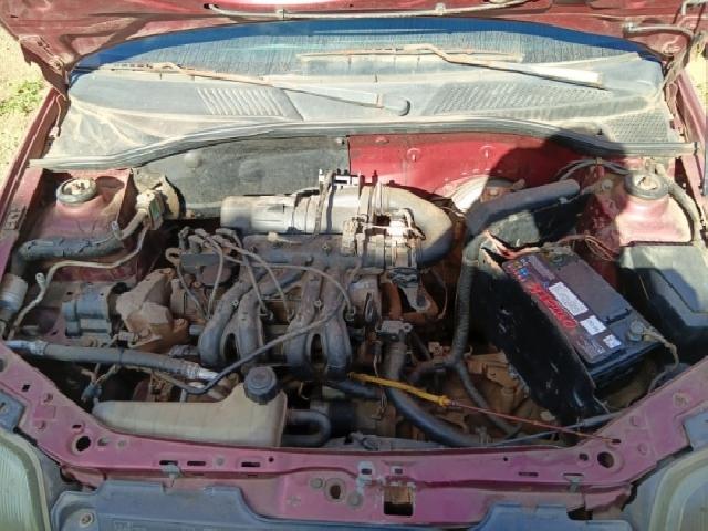 Lote 39 · RENAULT/CLIO RL 1.0 2001 — conservado