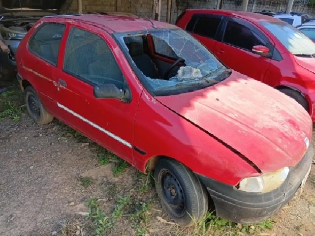 Lote 19 · FIAT/PALIO EX 2000 — sucata