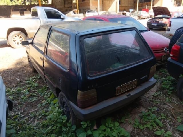 Lote 12 · Fiat/Uno Mille Elx 1993 — Sucata