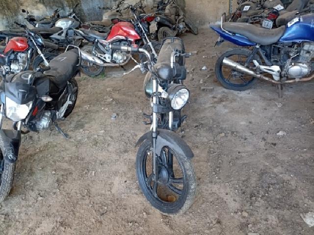 Lote 163 · YAMAHA/YBR 125E 2007 — conservado