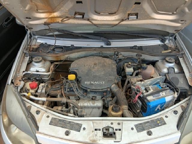 Lote 4 · RENAULT/SANDERO PRI 16 2011 — conservado