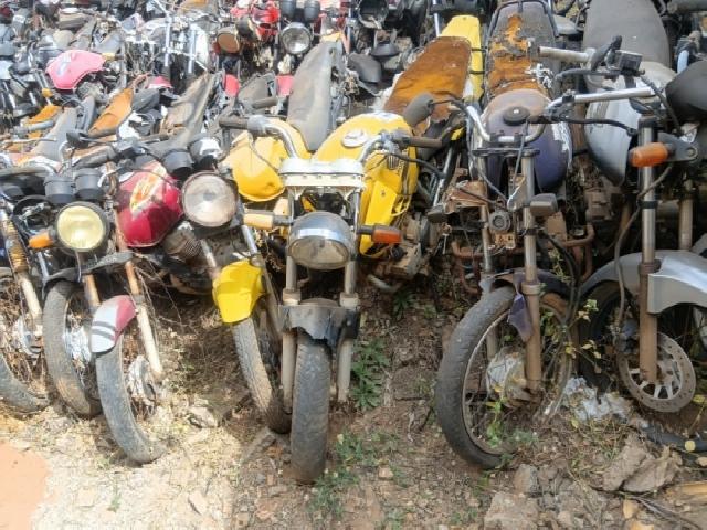 Lote 119 · Honda/Cbx 250 Twister 2008 — Sucata