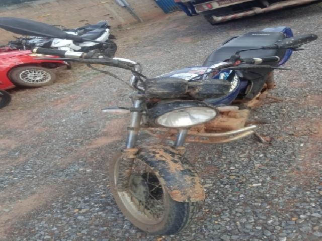 Lote 100 · HONDA/CG 125 Titan KS 2002 — Sucata